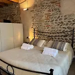 Houseberg Pignolo 8